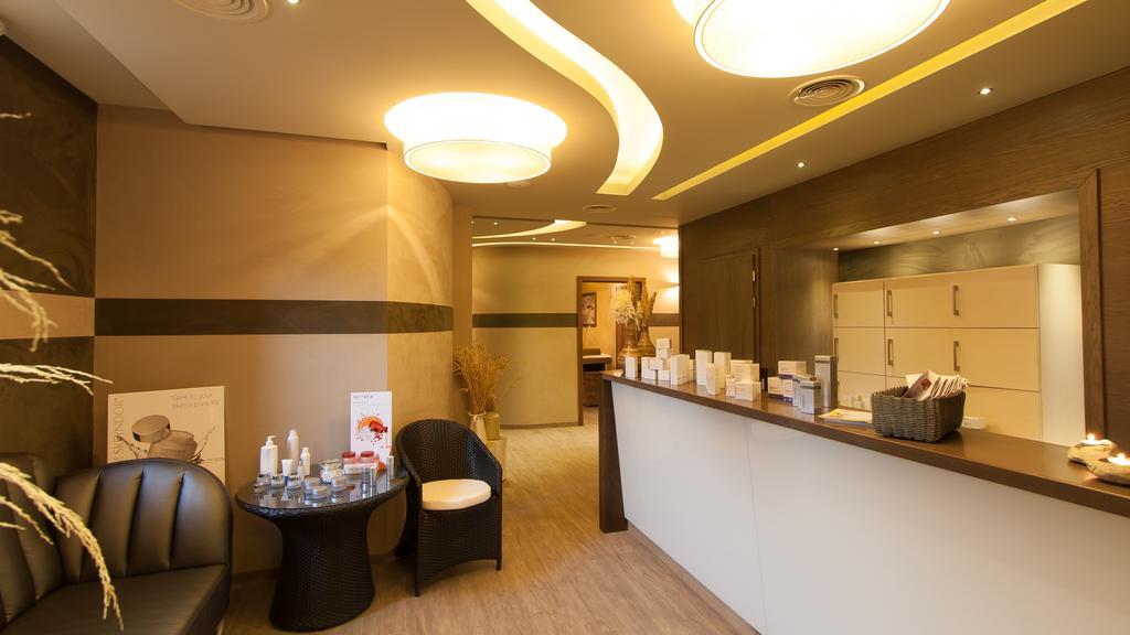 Hotel & Spa Czarny Gron Rzyki Eksteriør bilde