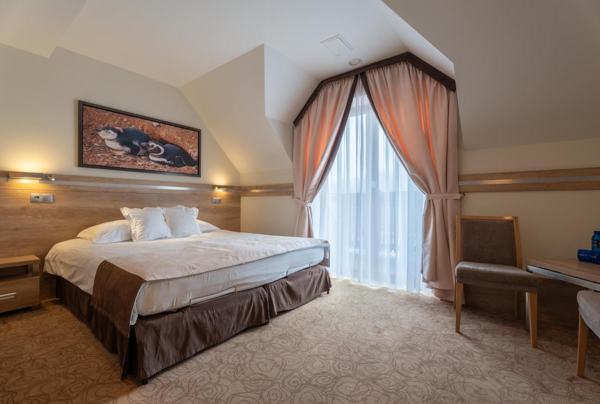 Hotel & Spa Czarny Gron Rzyki Eksteriør bilde