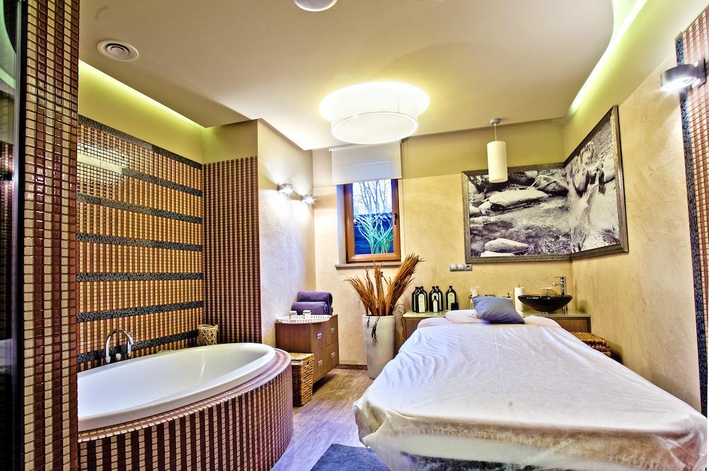 Hotel & Spa Czarny Gron Rzyki Eksteriør bilde
