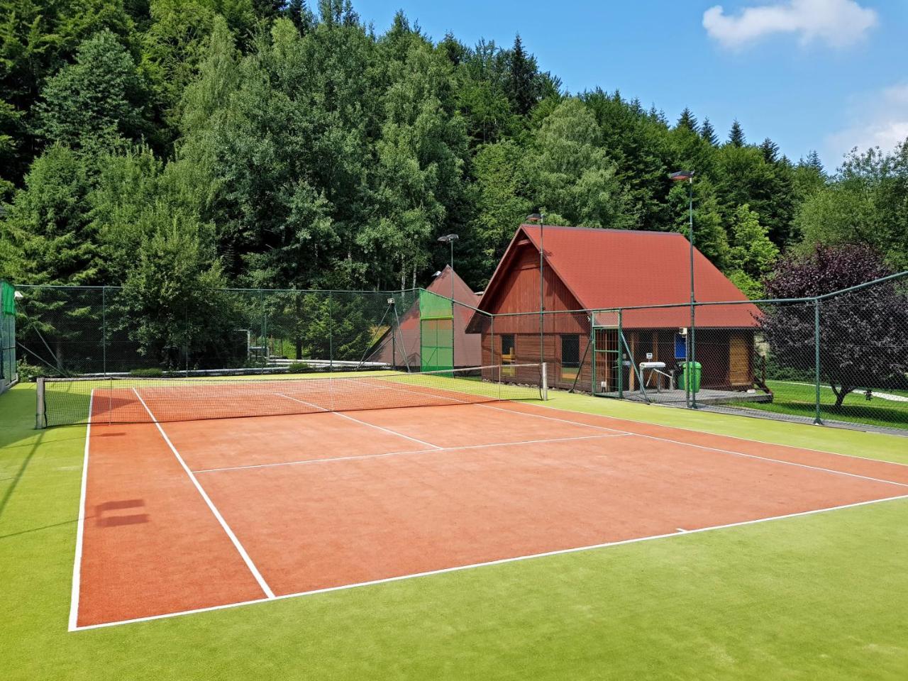 Hotel & Spa Czarny Gron Rzyki Eksteriør bilde